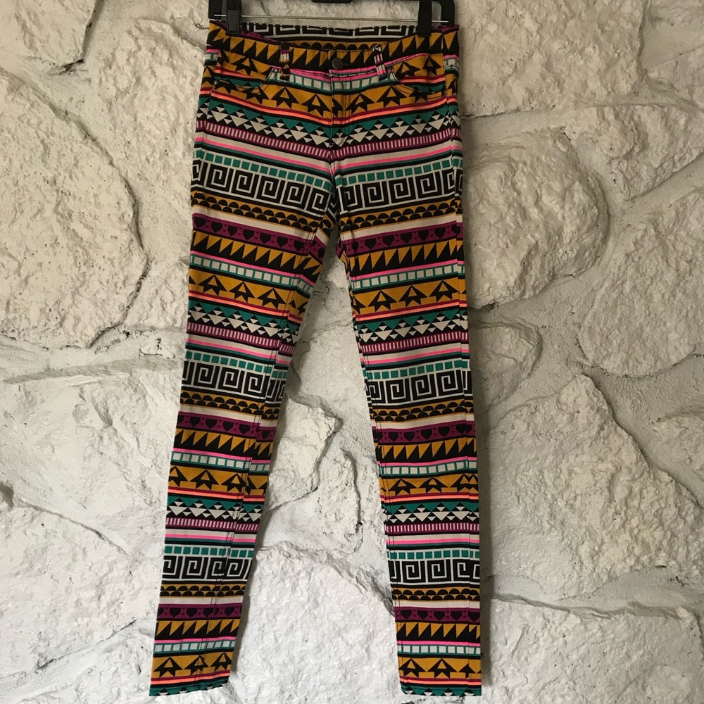 H&M Aztec print pants - Picture 3 of 5
